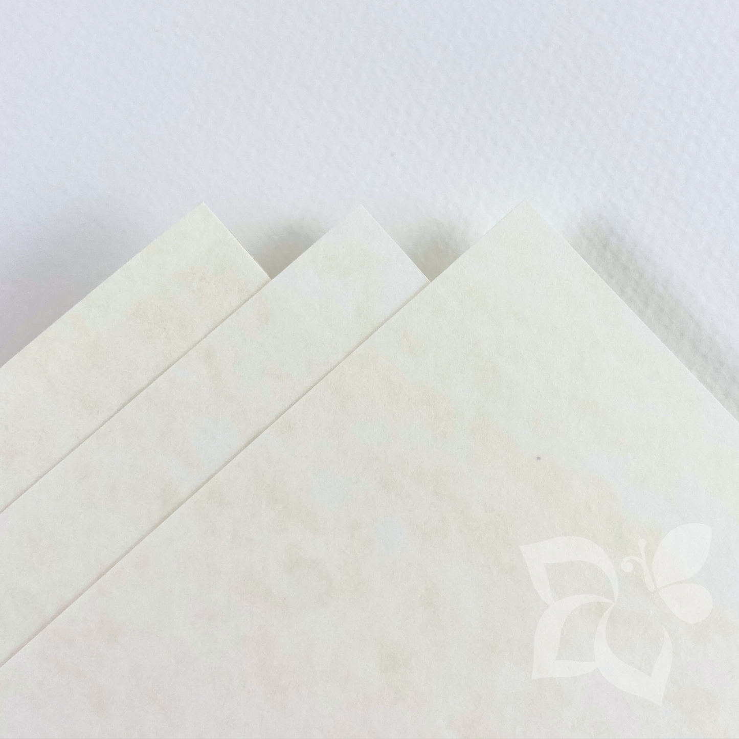 Favini Laguna Natural - 180 g/mq